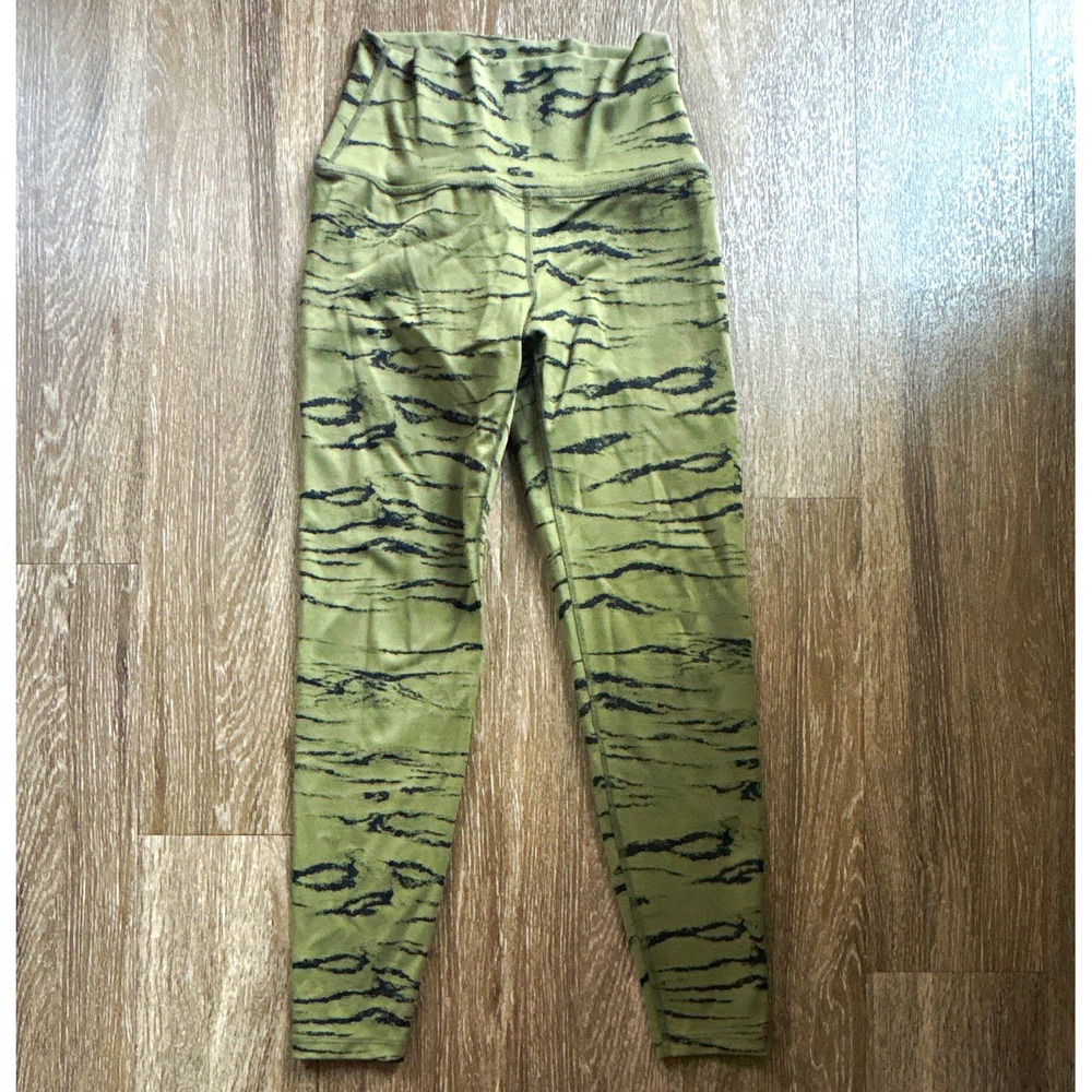 Beyond Yoga Ankle Leggings Animal Print camo Green Black Women's S Athleisure